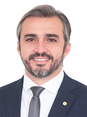 Foto oficial de Nelinho Freitas